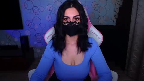   Yasmina   online show from 20, 12, 2025