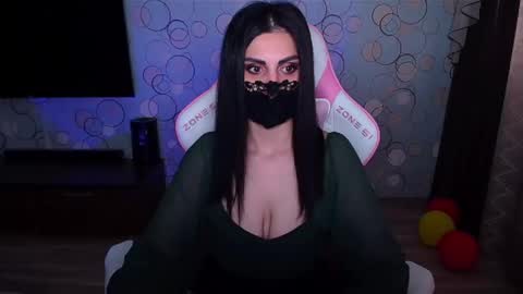   Yasmina   online show from 14, 4, 2026