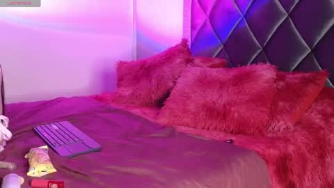 Snapshot of ashley__williamss chatting on 13, 5, 2026 Ashley online show from 13, 5, 2026
