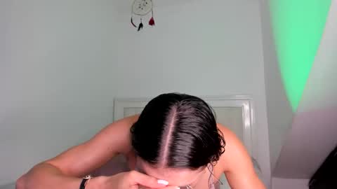 Snapshot of ashley_blair chatting on 21, 4, 2026 ashley_blair online show from 21, 4, 2026