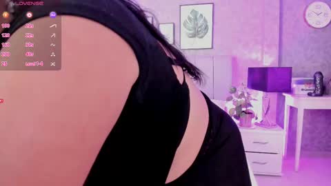 Ashleyy online show from 20, 2, 2025