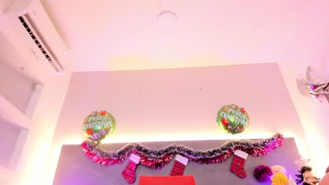 Snapshot of ashleydavis_ chatting on 16, 12, 2024 ASHLEY  online show from 16, 12, 2024