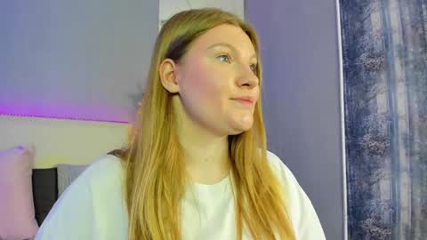 Snapshot of ashleyjonse chatting on 10, 5, 2026 AshleyJonse online show from 10, 5, 2026