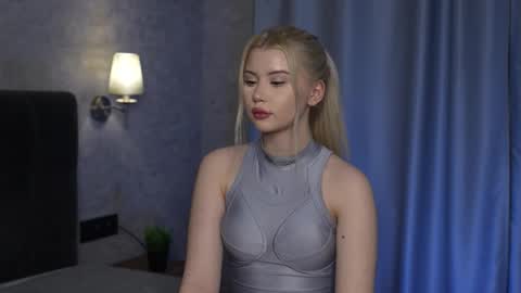 Snapshot of ashleykushh chatting on 2, 12, 2025 Ashley online show from 2, 12, 2025