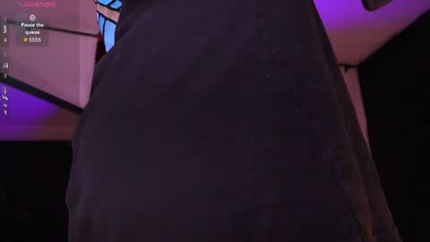 Ashley Lauren online show from 17, 4, 2026