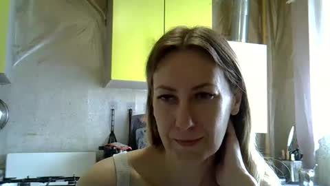 Snapshot of ashleyxhoney chatting on 1, 6, 2026 AshleyXHoney online show from 1, 6, 2026