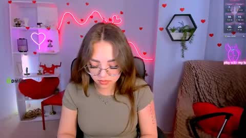 Snapshot of ashli_bright chatting on 25, 5, 2026 Ashli online show from 25, 5, 2026