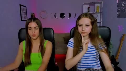 Snapshot of ashli_bright chatting on 28, 5, 2026 Ashli online show from 28, 5, 2026