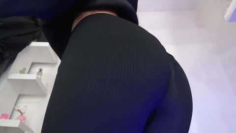 Snapshot of ashlyvesneva chatting on 26, 9, 2025  Ashly online show from 26, 9, 2025
