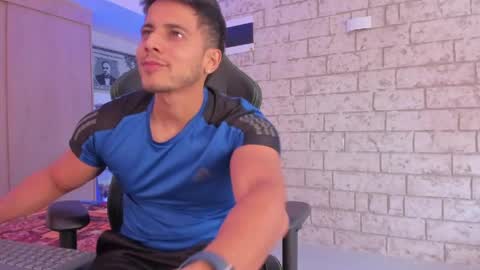 Snapshot of ashton_coleman_ chatting on 17, 4, 2026 my name real is camilo online show from 17, 4, 2026