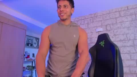 Snapshot of ashton_coleman_ chatting on 28, 4, 2026 my name real is camilo online show from 28, 4, 2026