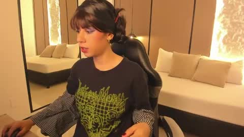 Snapshot of asia_miracle chatting on 19, 5, 2026 A S I A online show from 19, 5, 2026