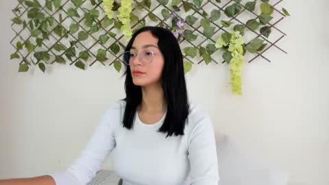 Camila online show from 8, 10, 2025