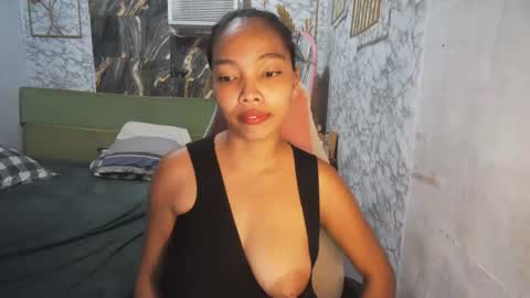 Snapshot of asian_janeth chatting on 19, 4, 2026 im janeth single mom online show from 19, 4, 2026