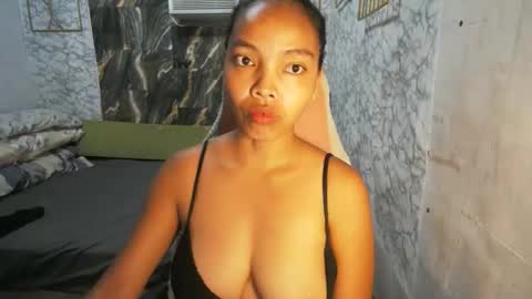 Snapshot of asian_janeth chatting on 16, 5, 2026 im janeth single mom online show from 16, 5, 2026