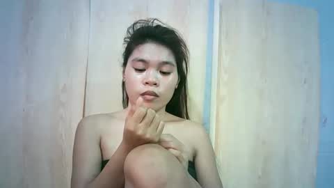 Snapshot of asian_novielyn19xxx chatting on 18, 5, 2026 asian_novielyn19xxx online show from 18, 5, 2026