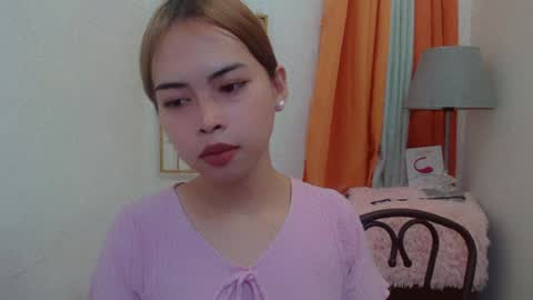 Snapshot of asian_pinay_oldlover chatting on 5, 7, 2026 Angel online show from 5, 7, 2026