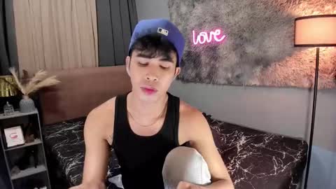 asiancum_peter online show from 26, 9, 2025
