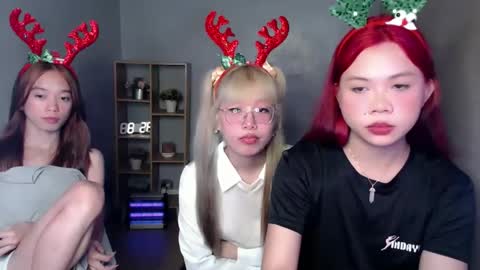Snapshot of asiancutie0 chatting on 27, 12, 2024 online show from 27, 12, 2024