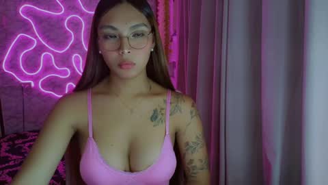 Snapshot of asianhottiesttamira chatting on 24, 7, 2026 HI IM TAMIRA LOOKING FOR SERIOUS RELATIONSHIP online show from 24, 7, 2026