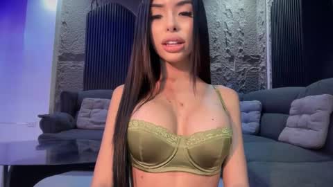 asianhugecockcindy online show from 18, 12, 2025