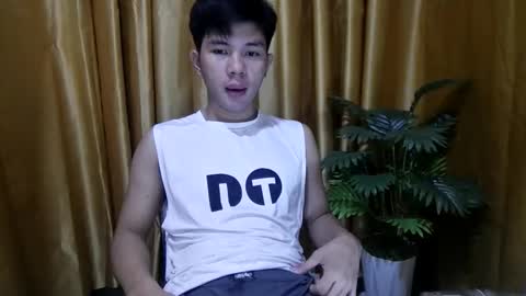 asianjay_hunks online show from 18, 12, 2025
