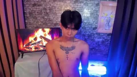 Snapshot of asianplayboyx chatting on 27, 10, 2025 mark online show from 27, 10, 2025