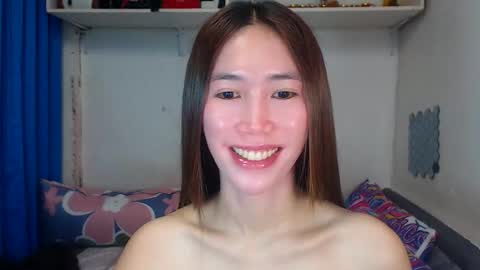 Snapshot of asianqt19 chatting on 29, 5, 2026 J A D E online show from 29, 5, 2026