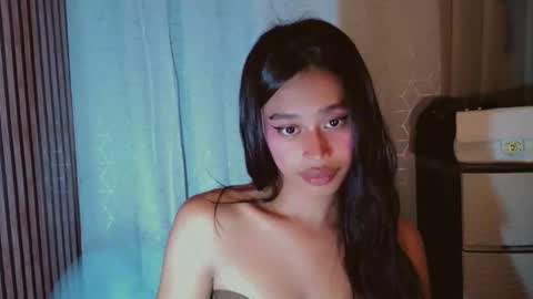 kisses online show from 31, 5, 2026