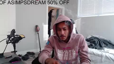 Snapshot of asimpsdream chatting on 4, 10, 2025 asimpsdream online show from 4, 10, 2025