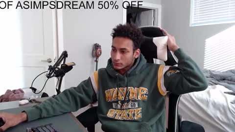 Snapshot of asimpsdream chatting on 16, 11, 2025 asimpsdream online show from 16, 11, 2025