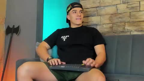 Snapshot of aslanfox_ chatting on 7, 2, 2026 Aslan online show from 7, 2, 2026