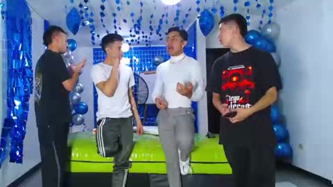 Snapshot of asmodeus7100 chatting on 8, 2, 2025 THOMAS AND DAMIAND online show from 8, 2, 2025