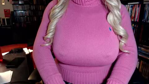 Aspen Vale online show from 15, 12, 2025