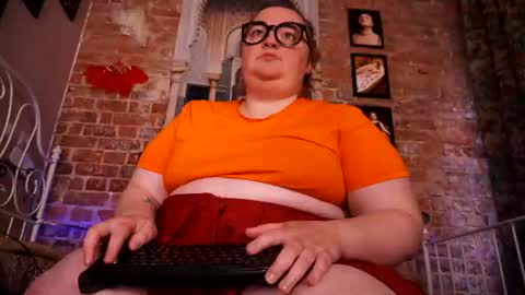 Snapshot of assgives chatting on 13, 6, 2026 Eva online show from 13, 6, 2026