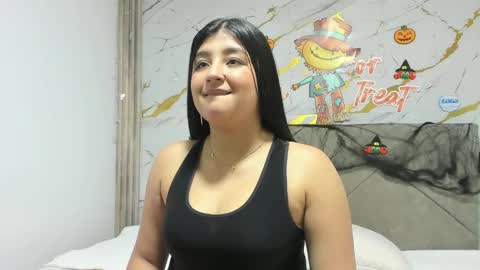 Snapshot of asshley_benson chatting on 4, 11, 2025 Asshley online show from 4, 11, 2025