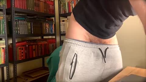 asshunter4k online show from 25, 2, 2025