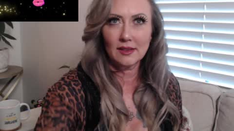 ASSleigh Abbott online show from 24, 1, 2025