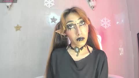 Asterothxznikki online show from 25, 3, 2026