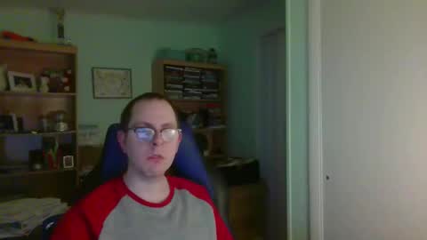 Snapshot of astg94 chatting on 25, 9, 2025 Andrew or Smiley Read the message in bold above the bio design for info on the situation. online show from 25, 9, 2025