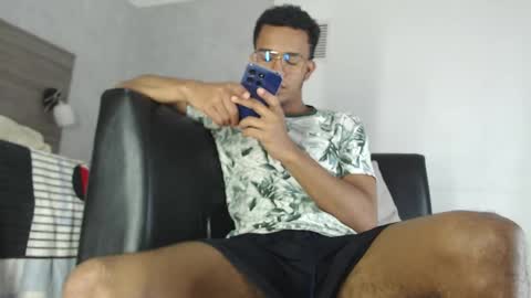 Snapshot of aston_vera chatting on 27, 11, 2025 Aston online show from 27, 11, 2025