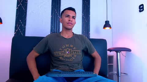 Snapshot of aston_vera chatting on 1, 4, 2026 Aston online show from 1, 4, 2026