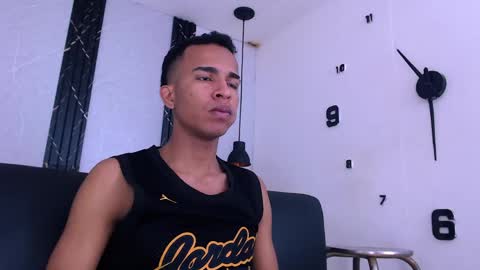 Snapshot of aston_vera chatting on 19, 4, 2026 Aston online show from 19, 4, 2026