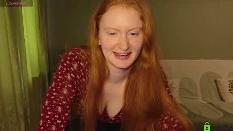 Snapshot of astoria_ross_ chatting on 27, 5, 2026 Astoria online show from 27, 5, 2026