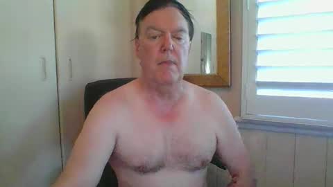 Snapshot of astute008 chatting on 5, 12, 2025 astute008 online show from 5, 12, 2025