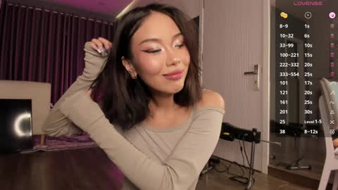   Follow my TG Channel for 3 tokens only  online show from 18, 9, 2025