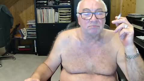 Snapshot of asusandy chatting on 14, 1, 2025 asusandy online show from 14, 1, 2025