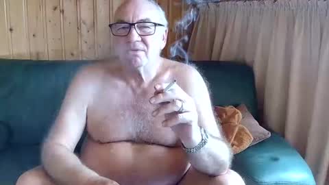 Snapshot of asusandy chatting on 18, 2, 2025 asusandy online show from 18, 2, 2025