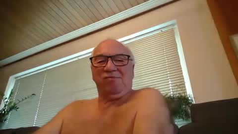 Snapshot of asusandy chatting on 28, 2, 2025 asusandy online show from 28, 2, 2025