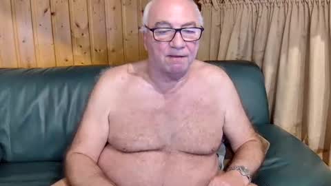 Snapshot of asusandy chatting on 2, 3, 2025 asusandy online show from 2, 3, 2025